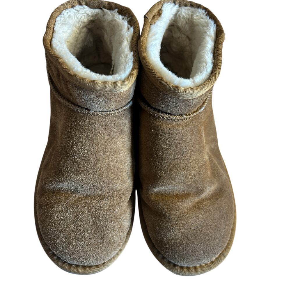 UGG Classic Mini Chestnut Shearling Boots US9/EU40 Genuine Sheepskin Well Loved